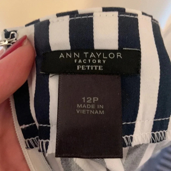 Ann Taylor Factory Skirt - Picture 4 of 7
